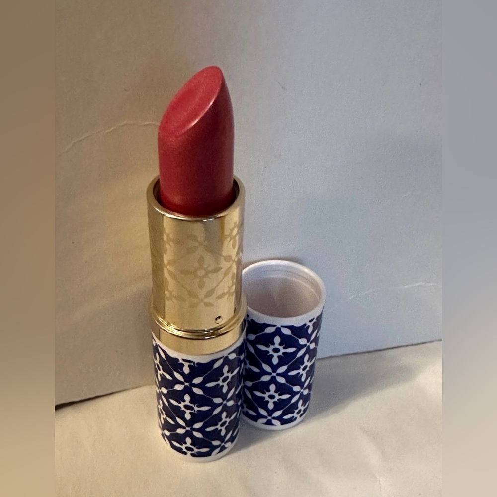 ESTEE LAUDER Pure Color Lipstick Paradise Pink